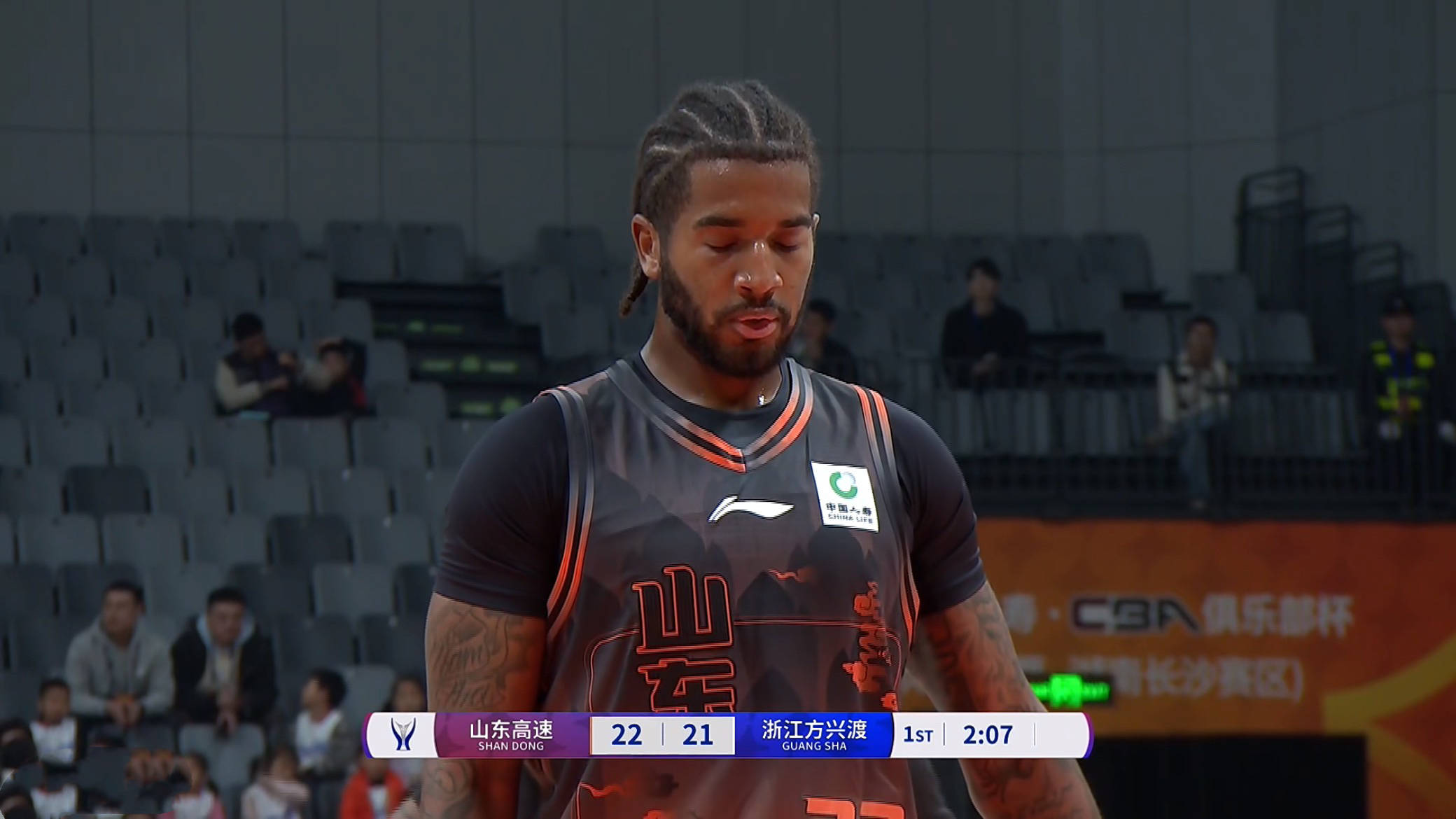 爱游戏APP-包含NBA常规赛倒计时；山东男篮赛前绝杀压哨；细节引发关注；态度坚定；年轻球员得到机会的词条